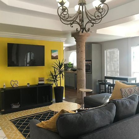 Cheerful 4 Bedroom Home With Pool And Bbq Area With 5Th Bedroom Option บราวน์สวิลล์ ภายนอก รูปภาพ