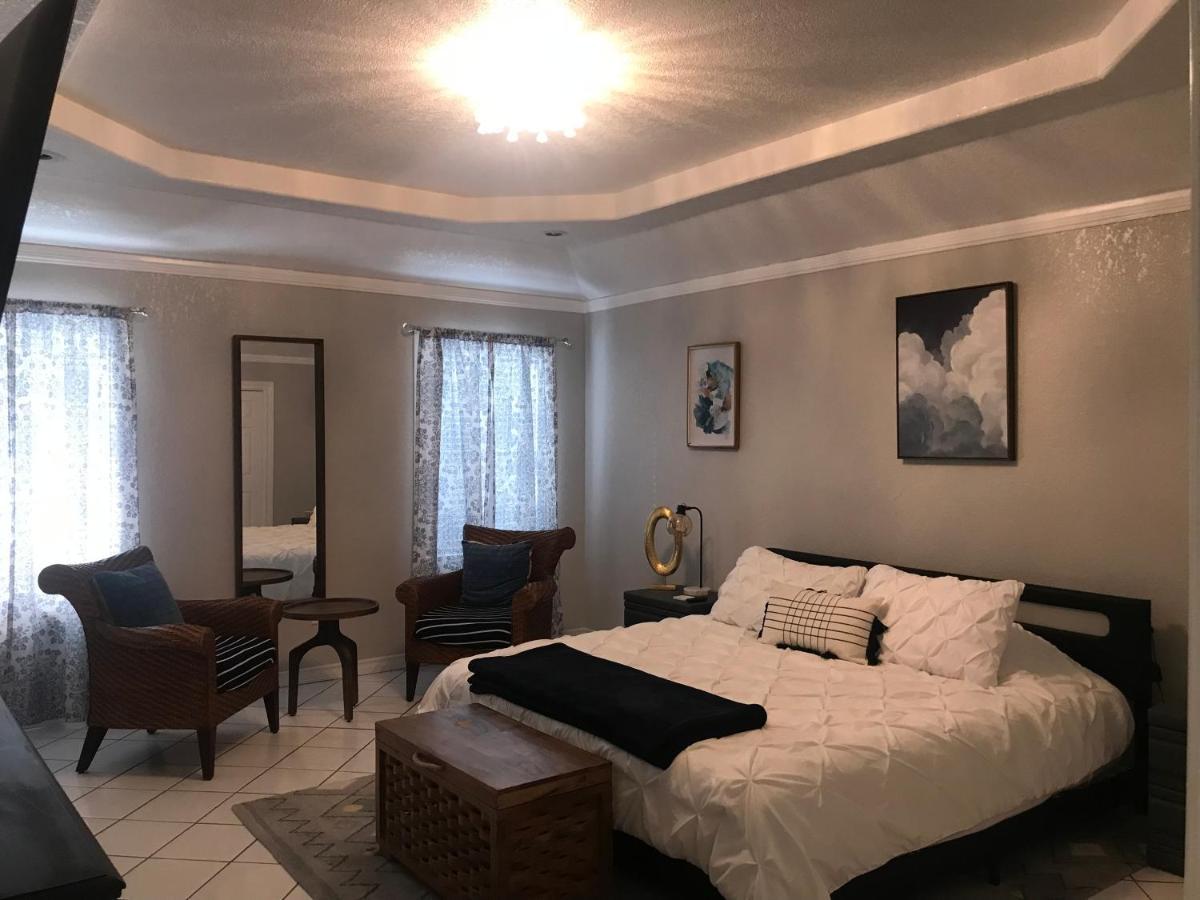 Cheerful 4 Bedroom Home With Pool And Bbq Area With 5Th Bedroom Option บราวน์สวิลล์ ภายนอก รูปภาพ